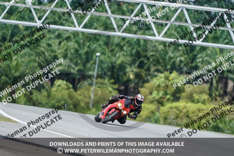 Sepang;event digital images;motorbikes;no limits;peter wileman photography;trackday;trackday digital images